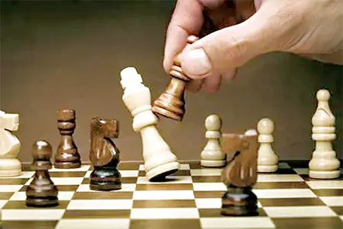 জটিলতা নিরসনের দায় এর সৃষ্টিকারীদের