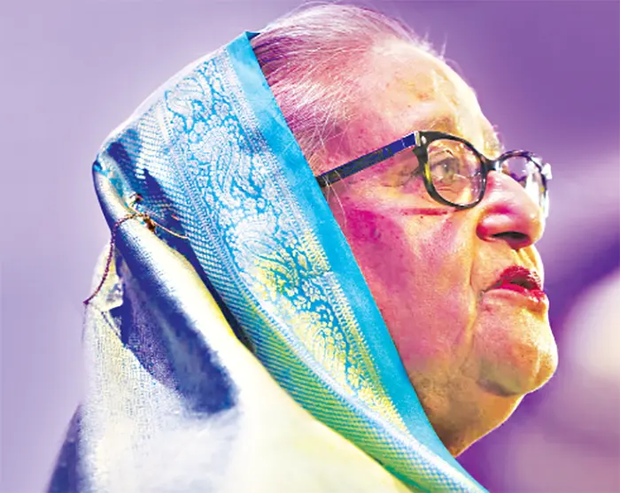 আপাগো কয়টা দিন চুপ থাকা যায় না?
