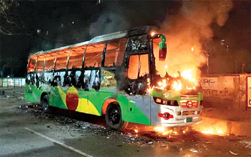 অজানা পথে ঢুকছে দেশ?