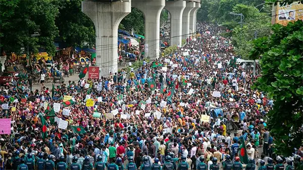 ছাত্রলীগ নিষিদ্ধের পূর্বাপর